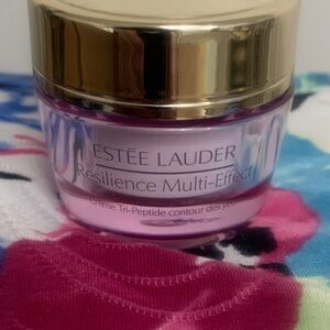 NWOB Estée Lauder Resilience Multi-Effect Peptide Eye Creme